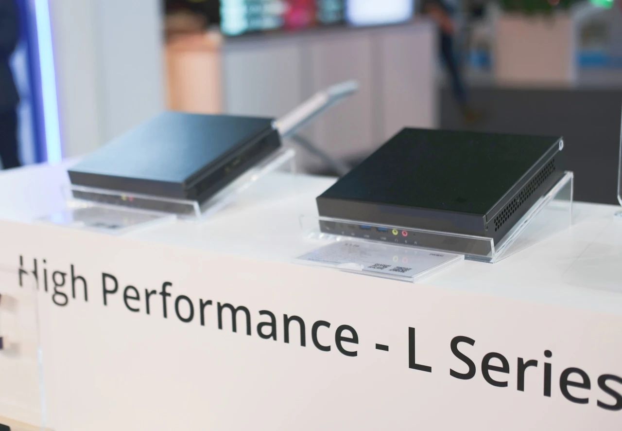 1738982789717430.jpg 4.jpg